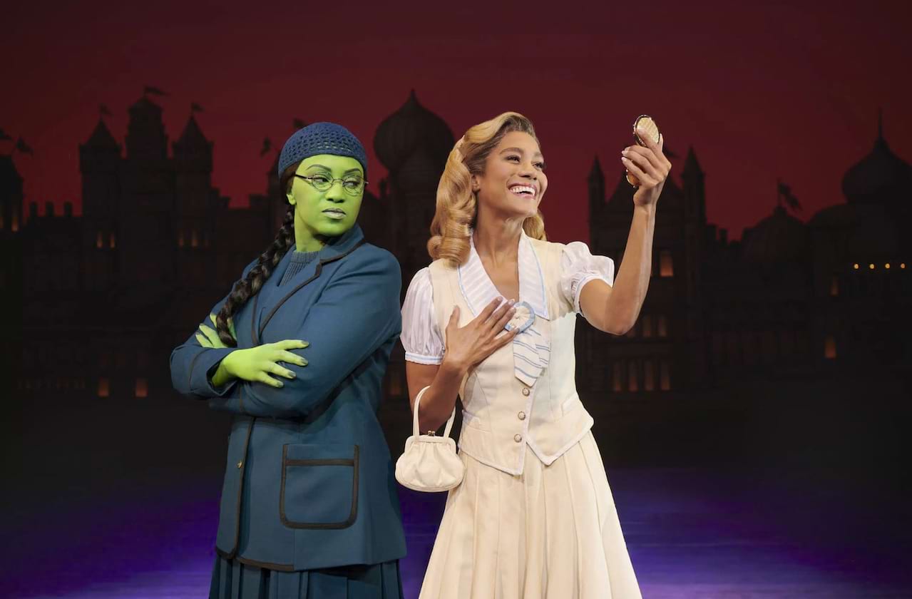 Theatreland Reviews Wicked The Movie