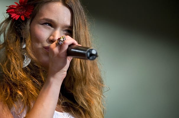 Joss Stone, Paramount Theatre, Huntington