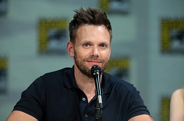 Joel McHale's whistlestop visit to Kansas City