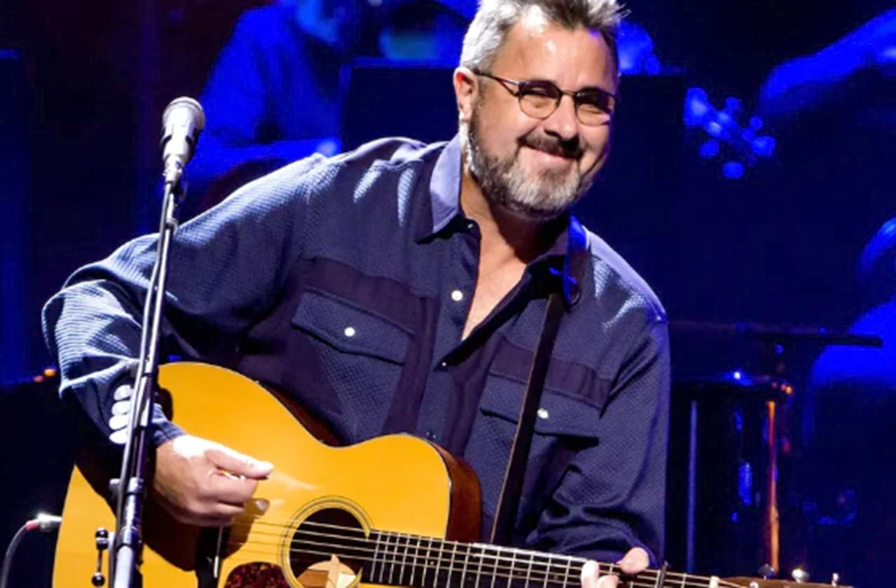 Vince Gill at Kodak Center