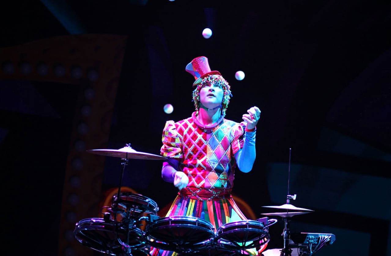 Cirque Dreams Holidaze at Pasadena Civic Auditorium
