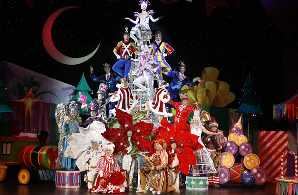 Cirque Dreams Holidaze coming to Charlottesville!