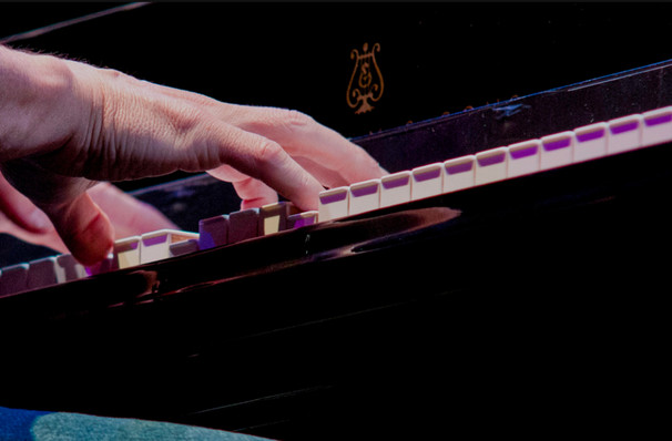Catch Bruce Hornsby And The Noisemakers it's not here long!