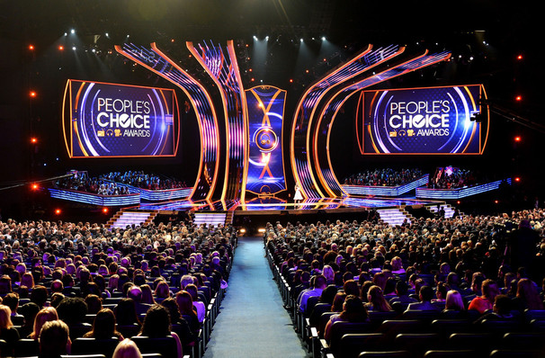 People's Choice Awards premia Ellen DeGeneres, Johnny Depp, Britney Spears  e Fifth Harmony, Pop & Arte