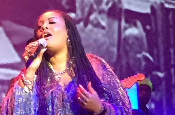 Lalah Hathaway, Chandler Center for the Arts, Phoenix