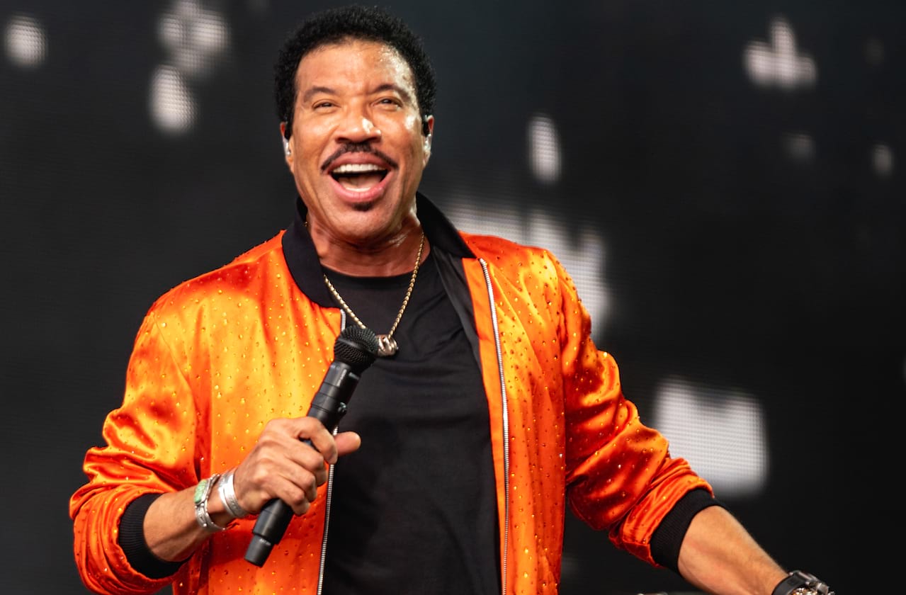 Lionel Richie dates for your diary