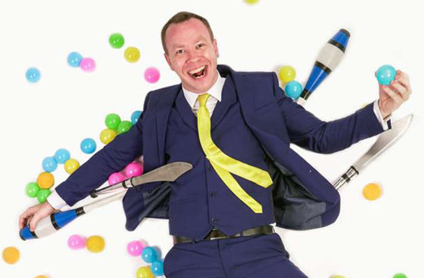 London welcomes James Bustar - Caught in the Act