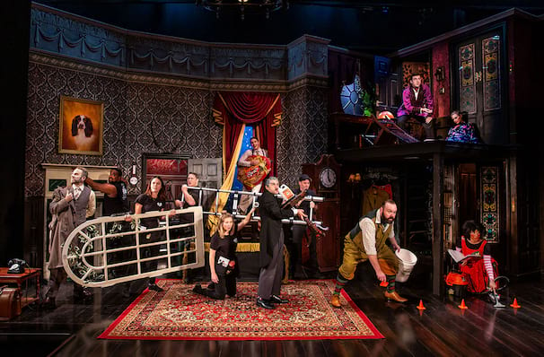 The Play That Goes Wrong Stage 4 New World Stages New York Ny