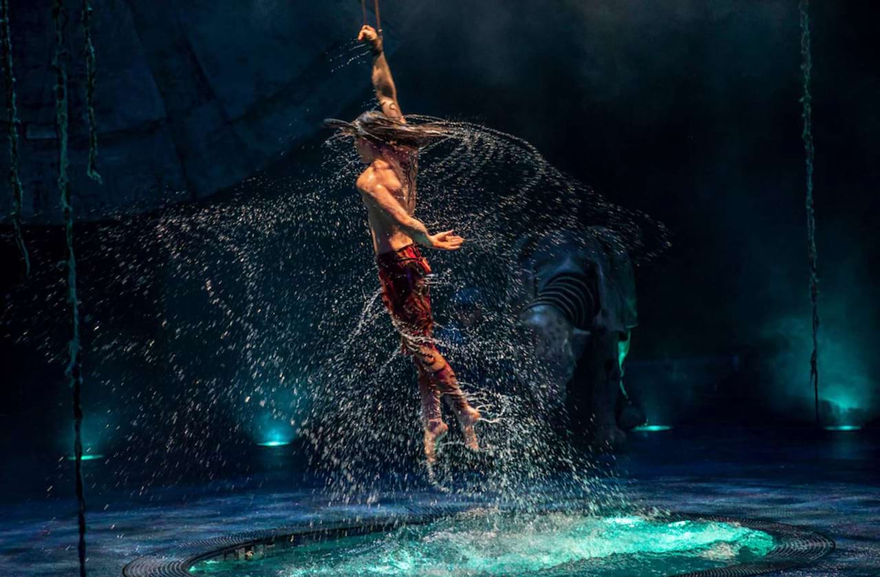 Cirque du Soleil - LUZIA