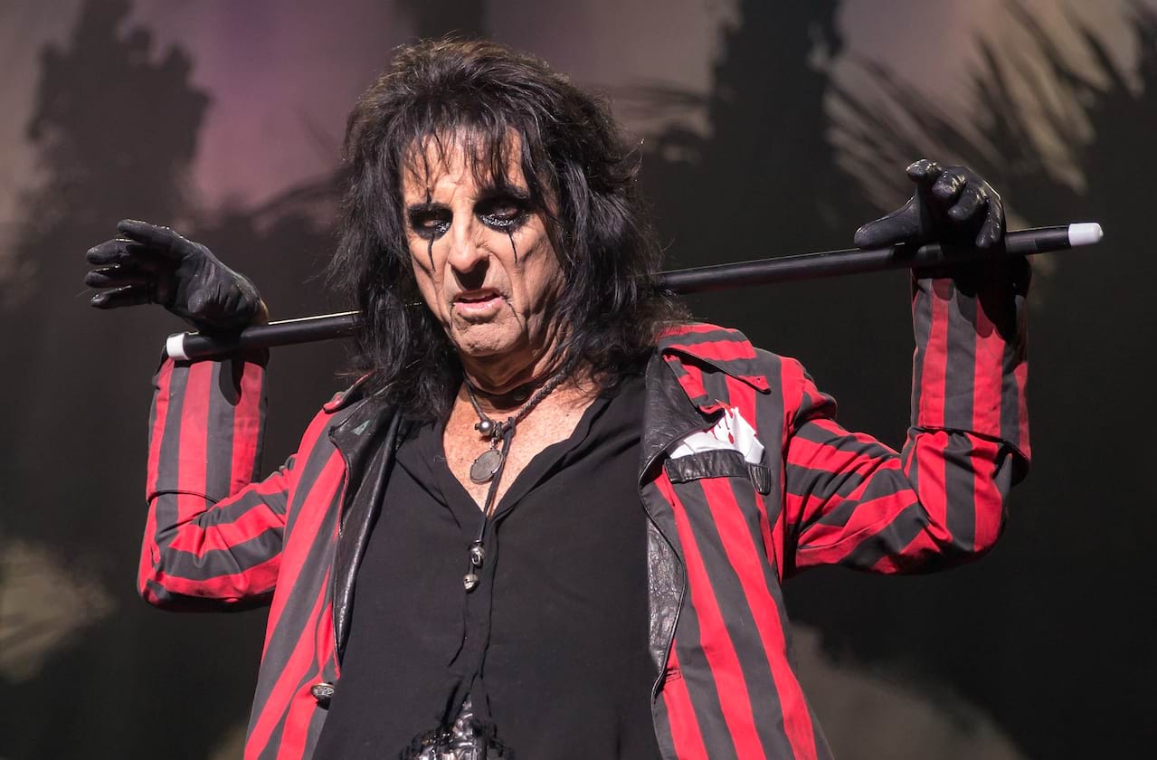 Alice Cooper's Christmas Pudding at Celebrity Theatre