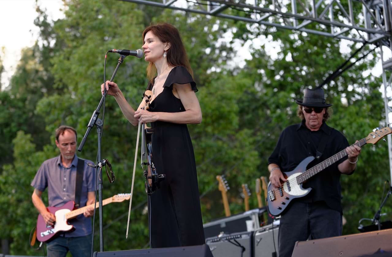 10000 Maniacs at University At Buffalo Center For The Arts