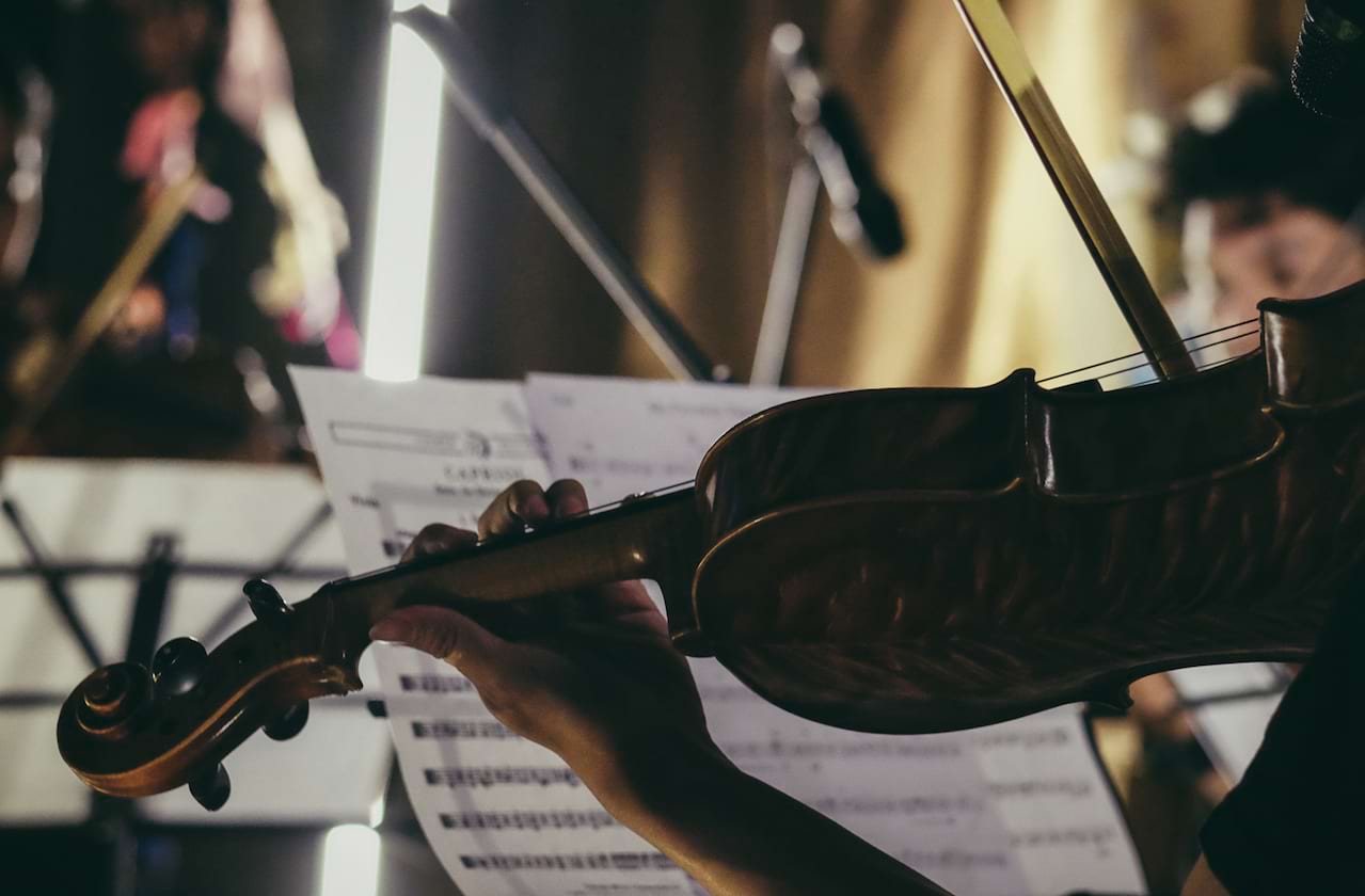 Yehezkel Lazarov Leads Cast For Fiddler On The Roof!