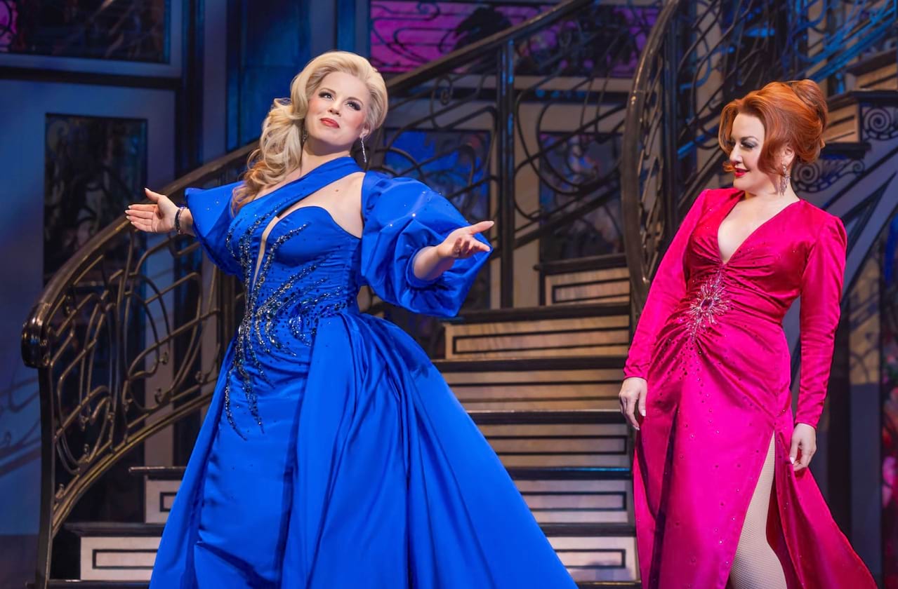 Death Becomes Her at Lunt Fontanne Theater