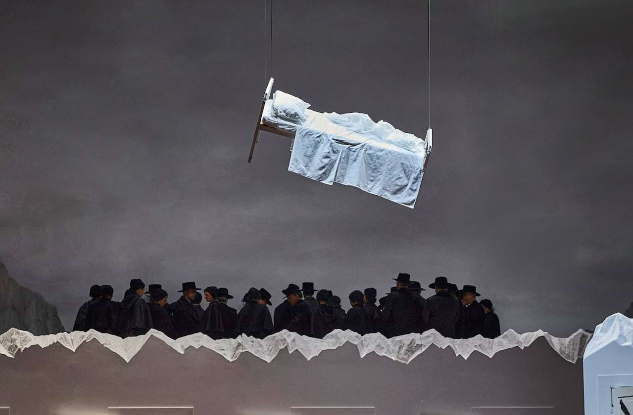 Dates announced for Metropolitan Opera - La Sonnambula