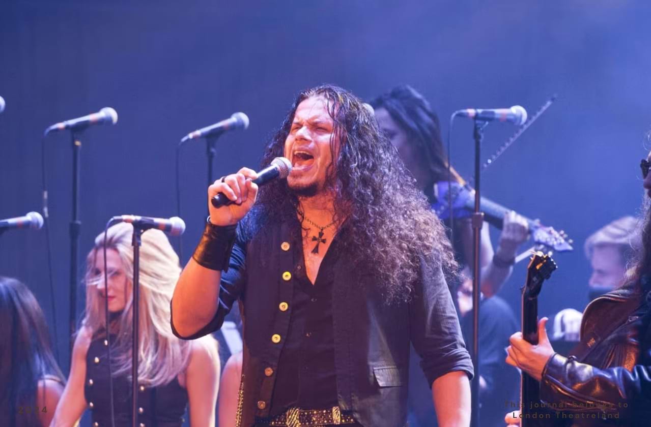 Trans-Siberian Orchestra: The Ghosts of Christmas Eve at Simmons Bank Arena
