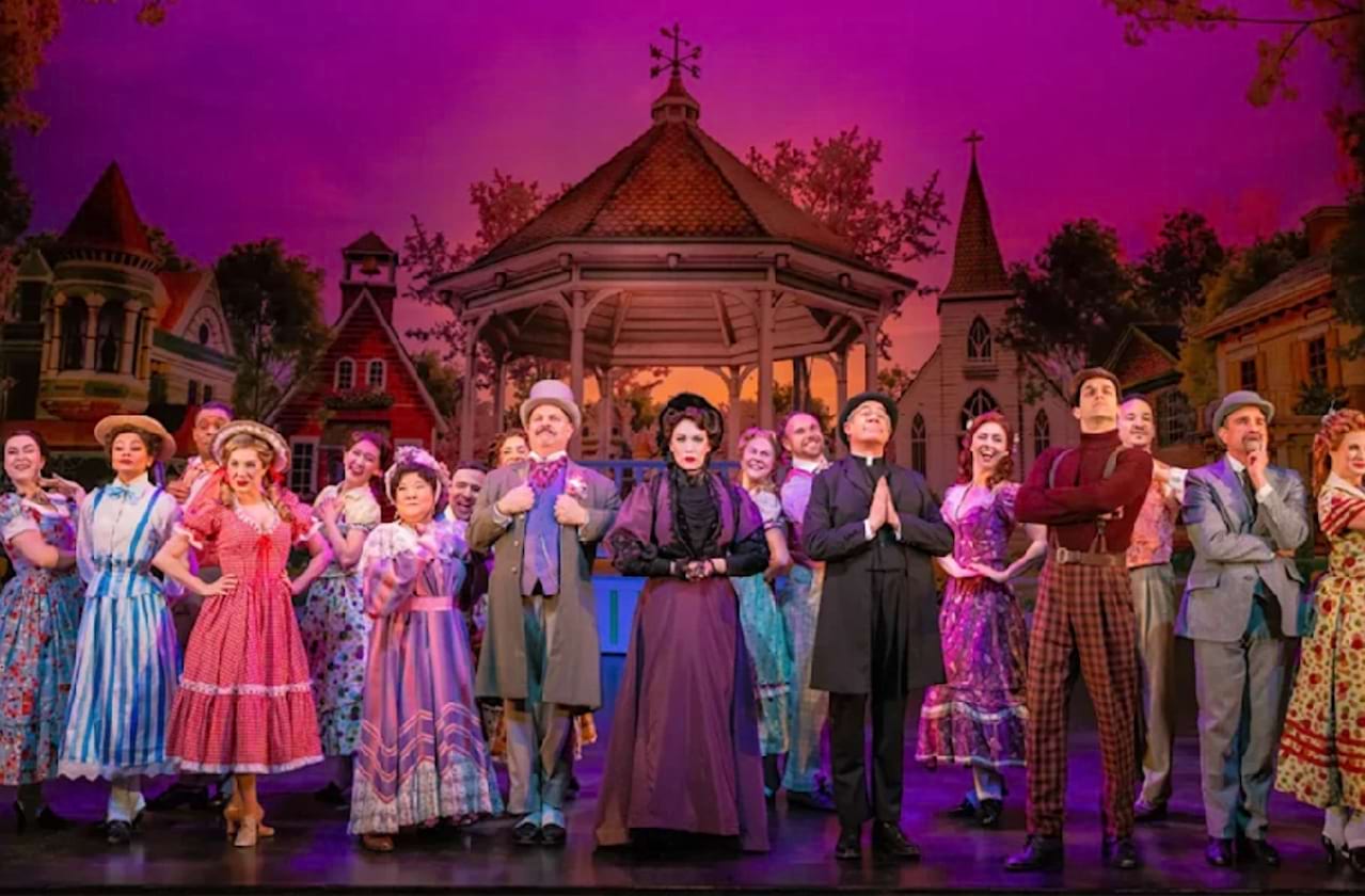 Alex Brightman and Sara Chase In Schmigadoon!