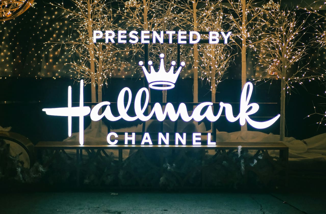Dates announced for Hallmark Stars Live