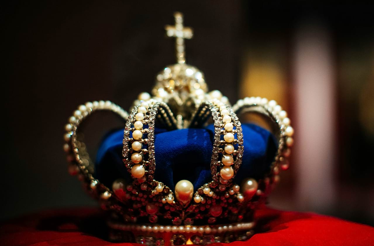 San Francisco Opera - Mary, Queen of Scots coming soon!